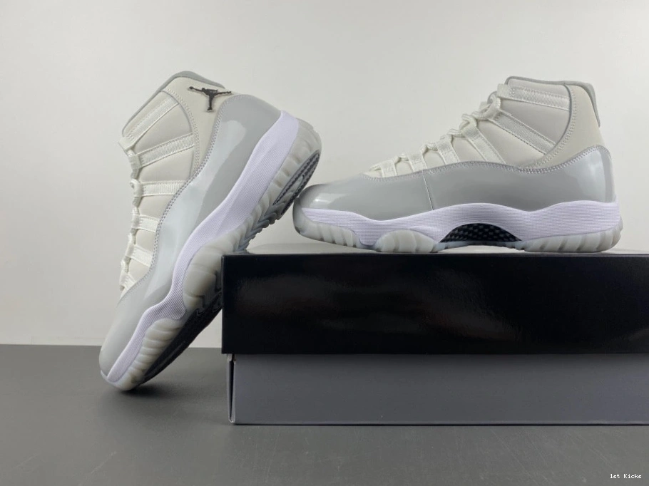 - 11 Finale Jordan (Women's) Retro AR0715-110 Grand 0408